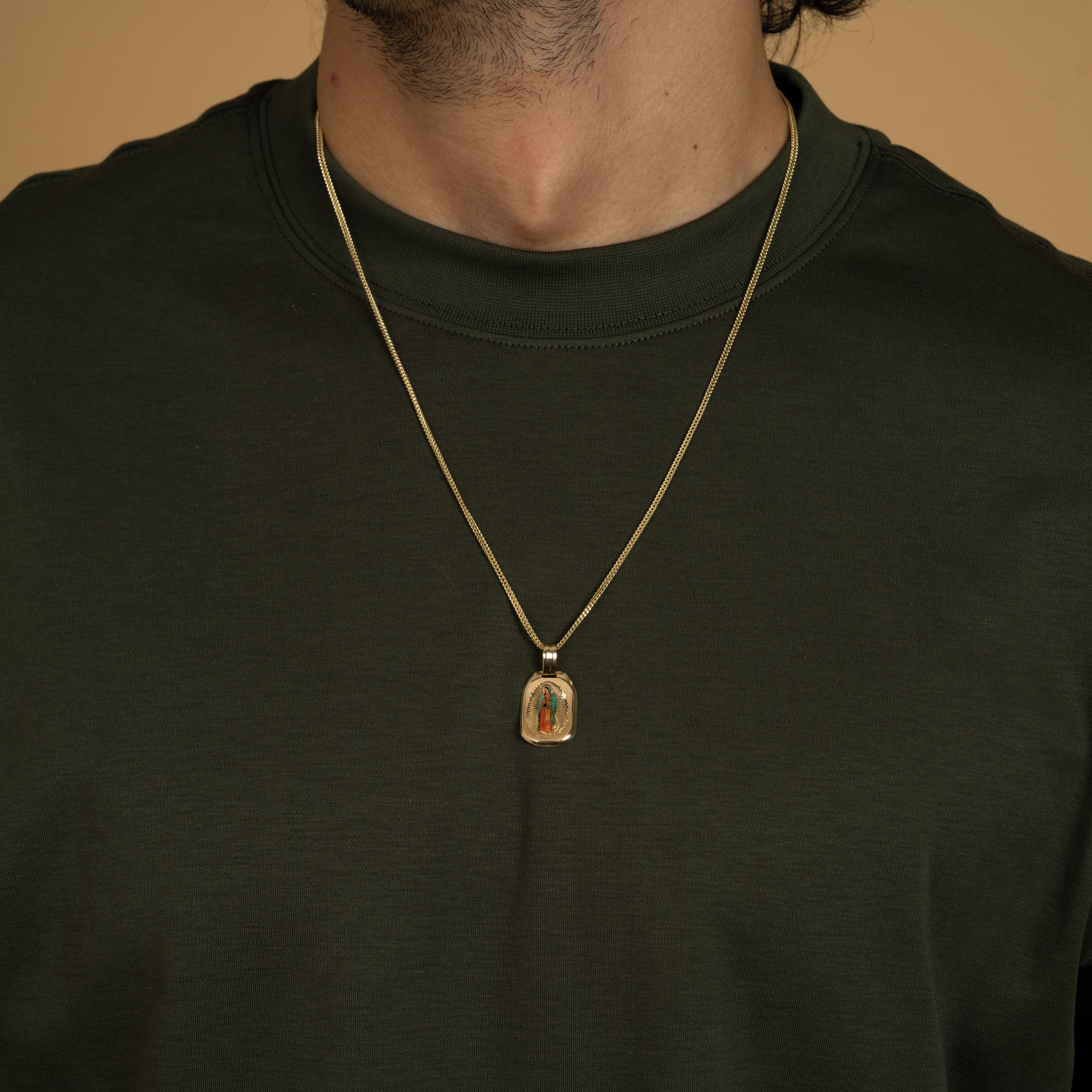 Amazon.com: Alloy Gold Catholic Religious Goddess Virgin Mary Pendant Chain Necklace  Men Women Jewelry : Clothing, Shoes & Jewelry