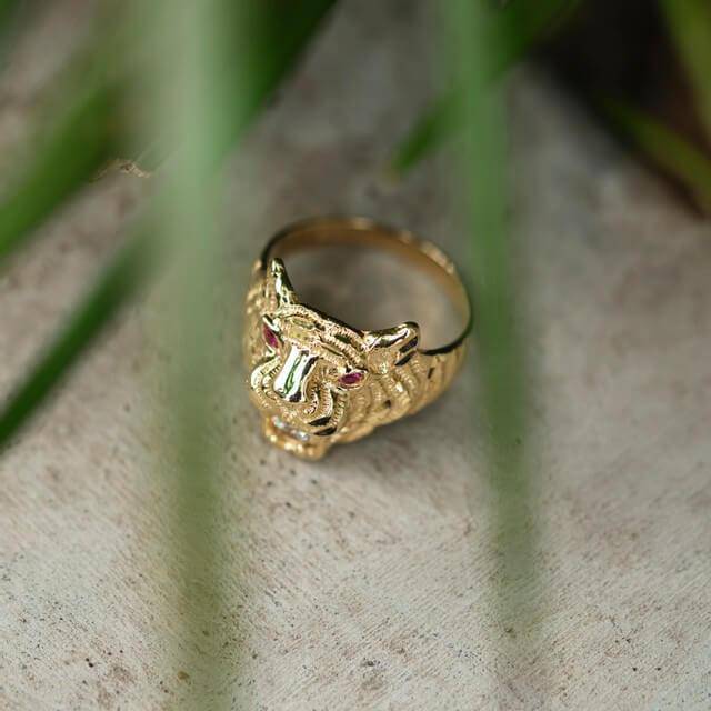 Size 8 gold plated tiger ring – Roberto Martinez.com